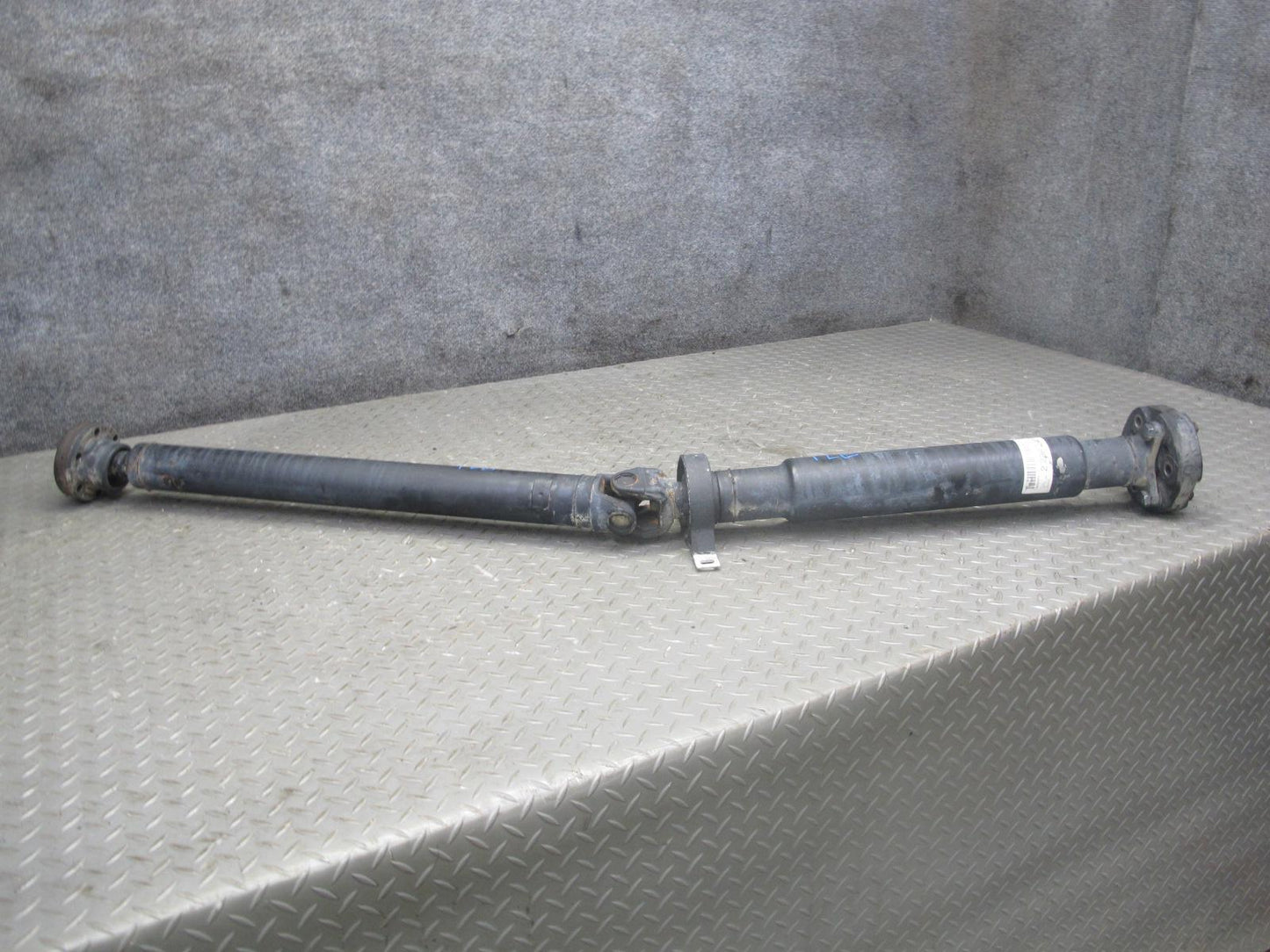 2001-2006 BMW E46 M3 S54 M/T Manual Transmission Rear Drive Shaft Driveshaft