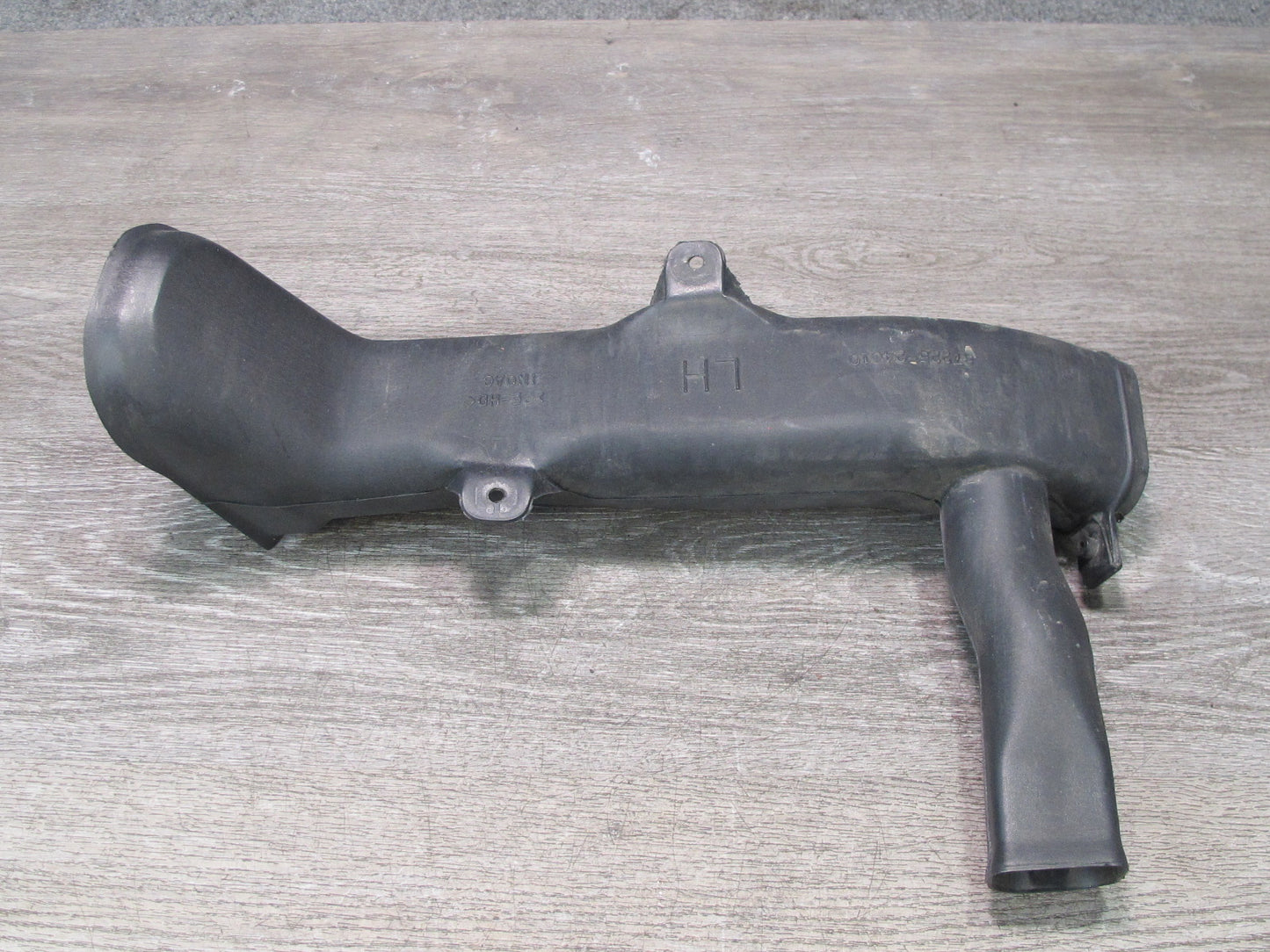 02-05 Lexus Z40 SC430 3UZFE Set of 2 Air Intake Duct Pipe Tube Guide OEM