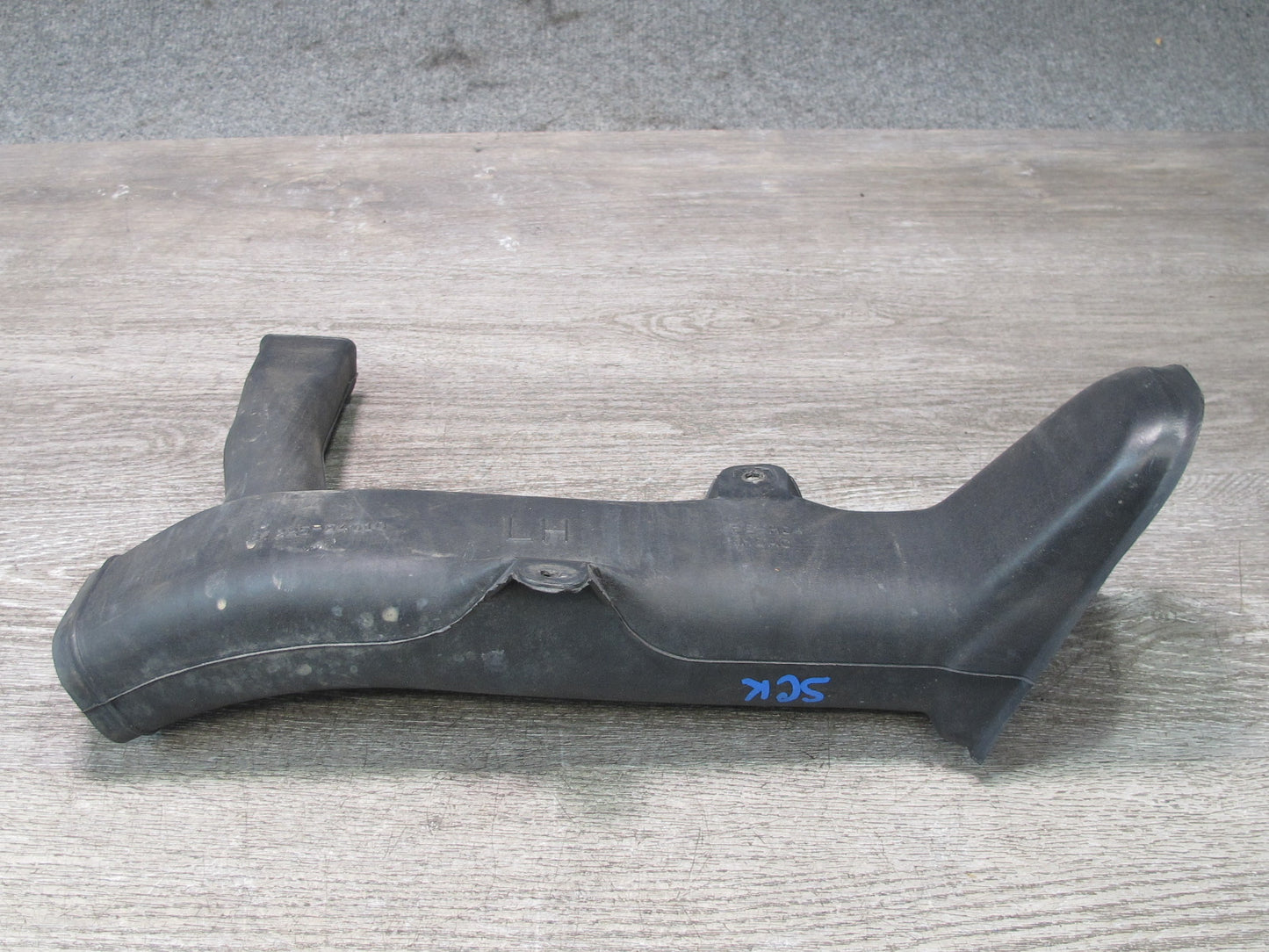 02-05 Lexus Z40 SC430 3UZFE Set of 2 Air Intake Duct Pipe Tube Guide OEM