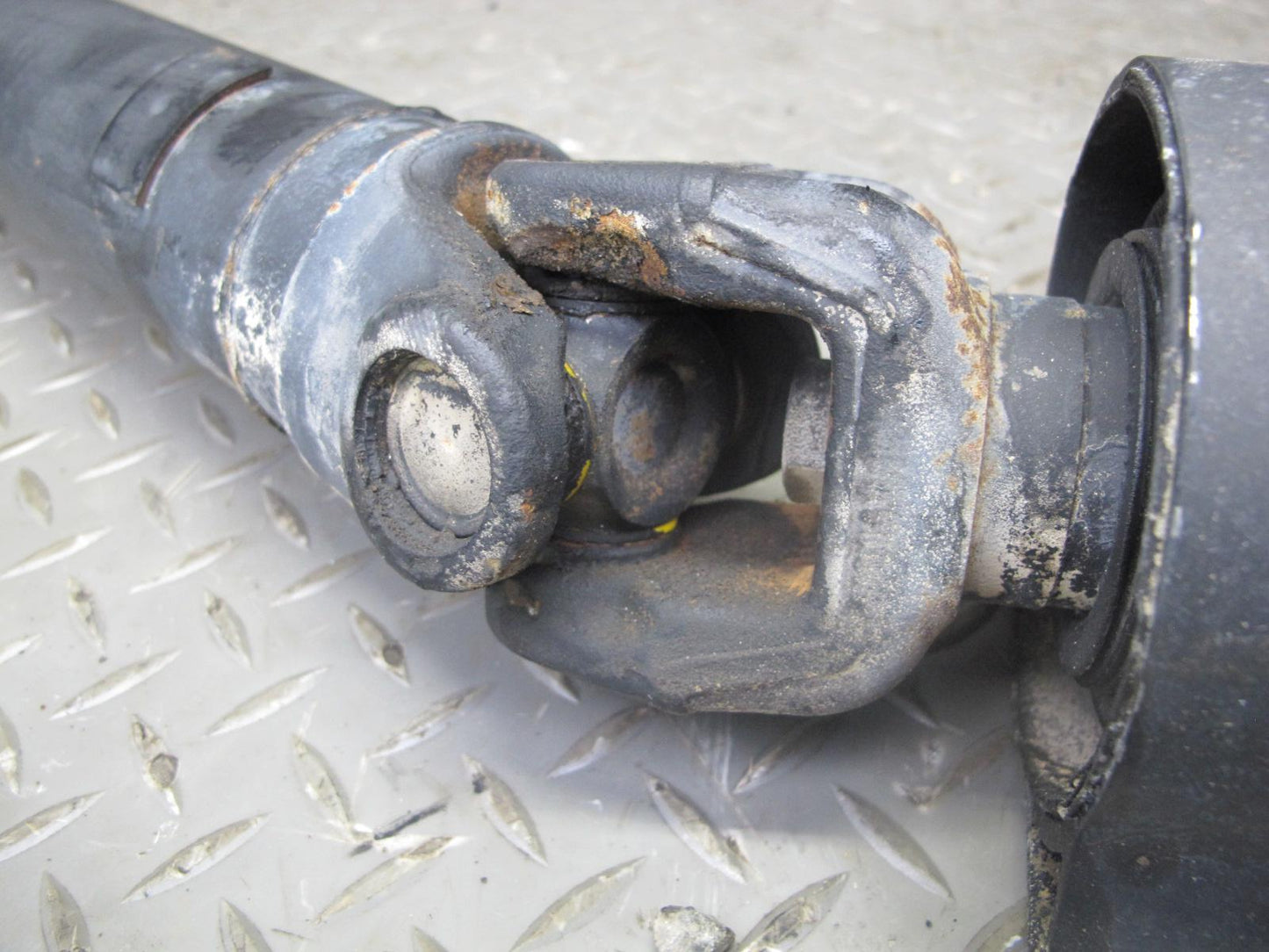 2001-2006 BMW E46 M3 S54 M/T Manual Transmission Rear Drive Shaft Driveshaft