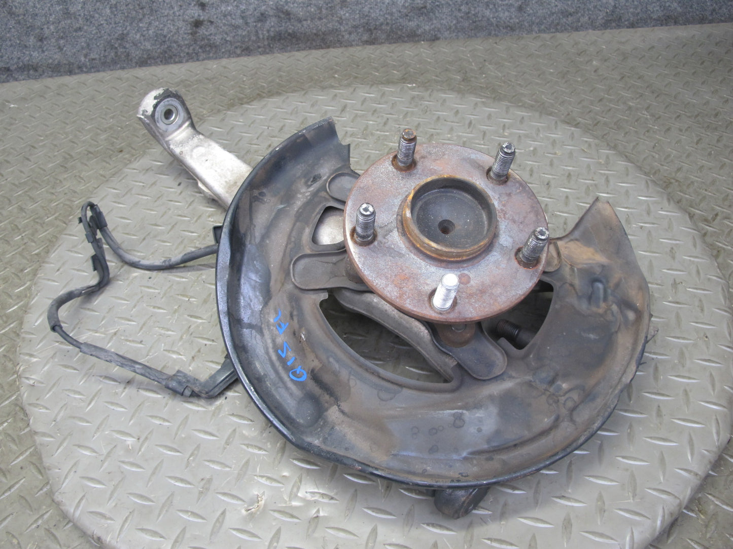 06-15 Lexus GSE20L IS250 RWD Front Left Spindle Knuckle Wheel Hub Bearing OEM