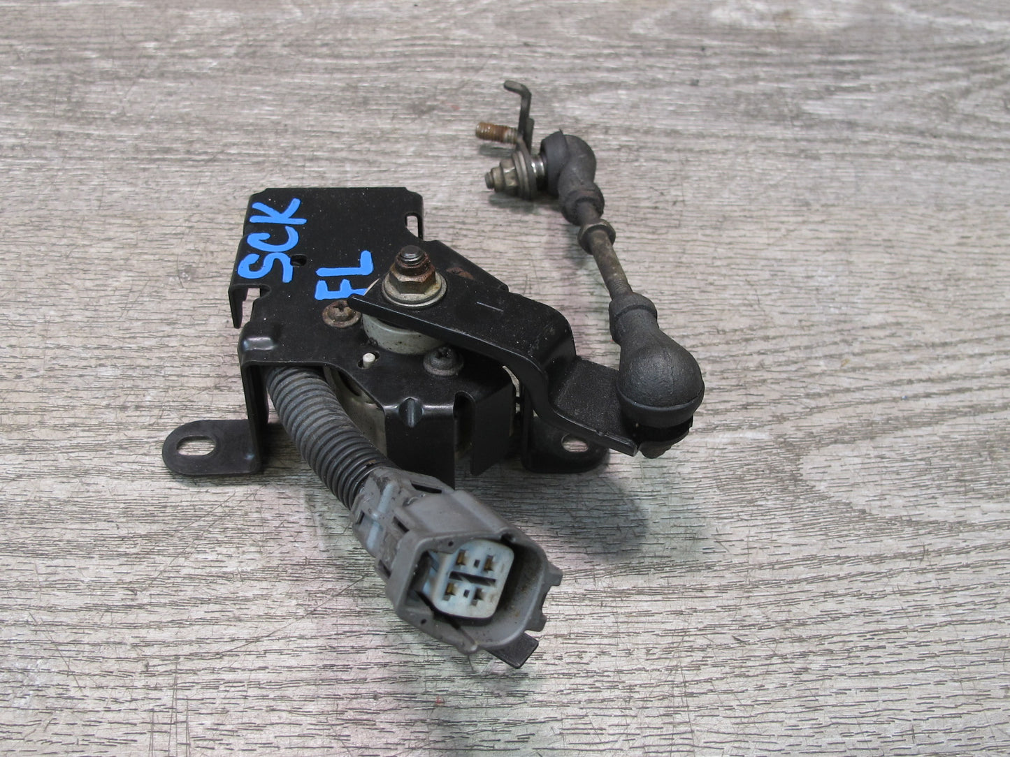 02-10 Lexus Z40 SC430 Front Left Suspension Headlight Height Level Sensor OEM