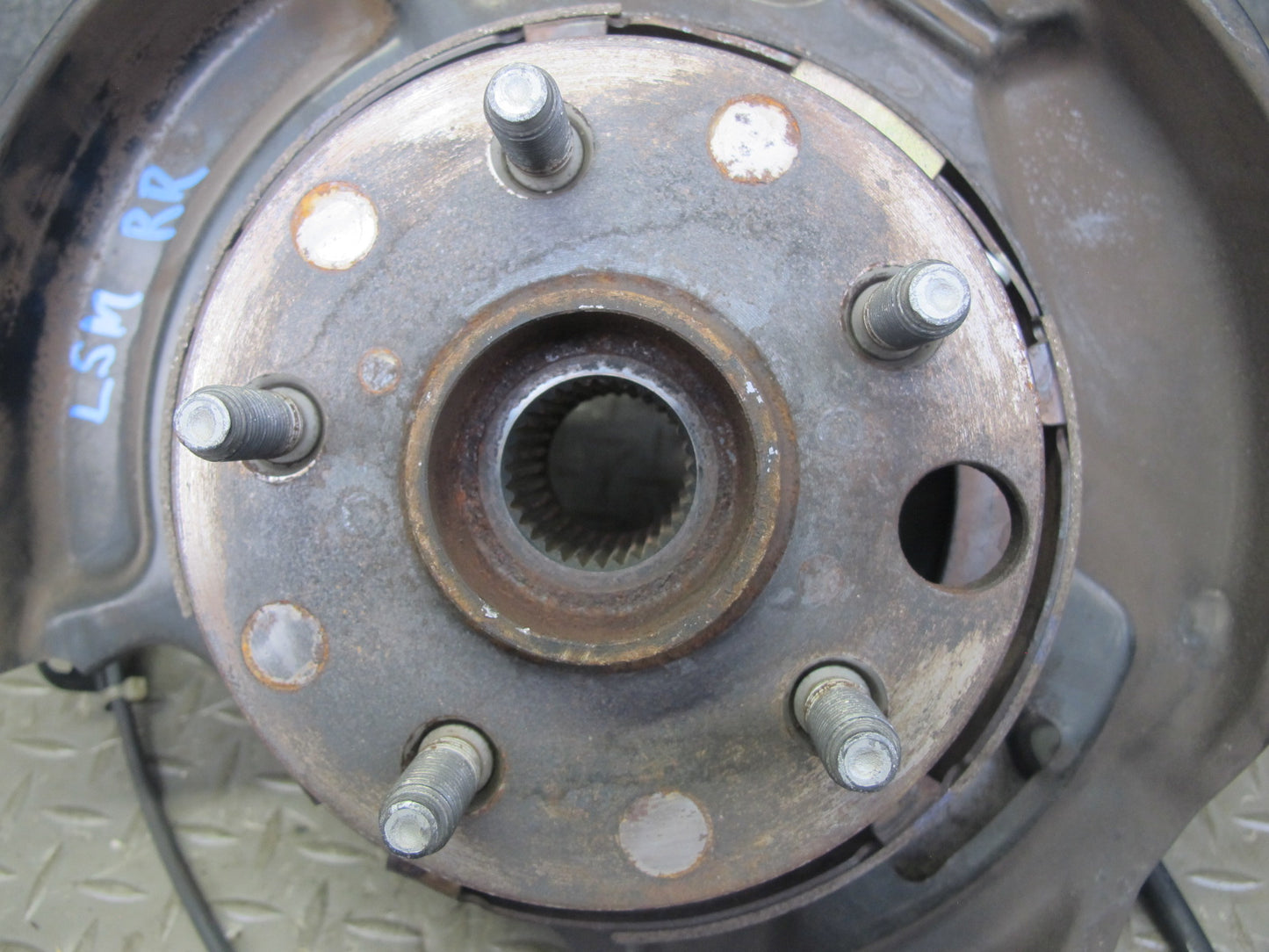 01-06 Lexus LS430 UCF30L RWD Rear Right Spindle Knuckle Wheel Hub Bearing OEM