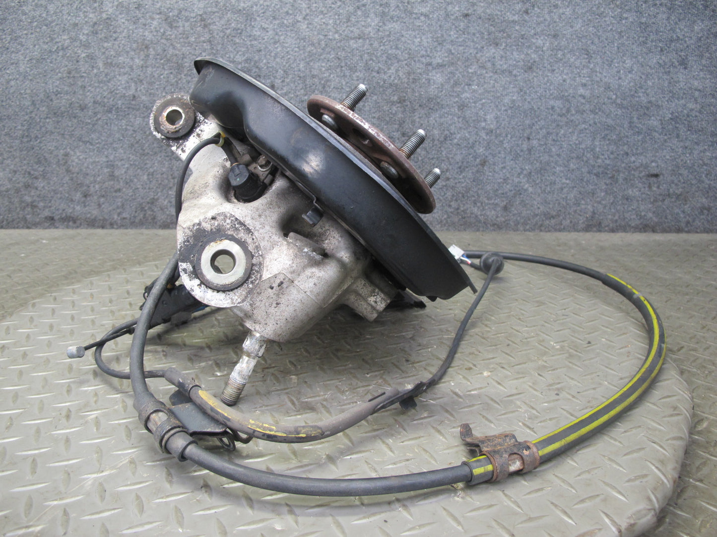 01-06 Lexus LS430 UCF30L RWD Rear Right Spindle Knuckle Wheel Hub Bearing OEM