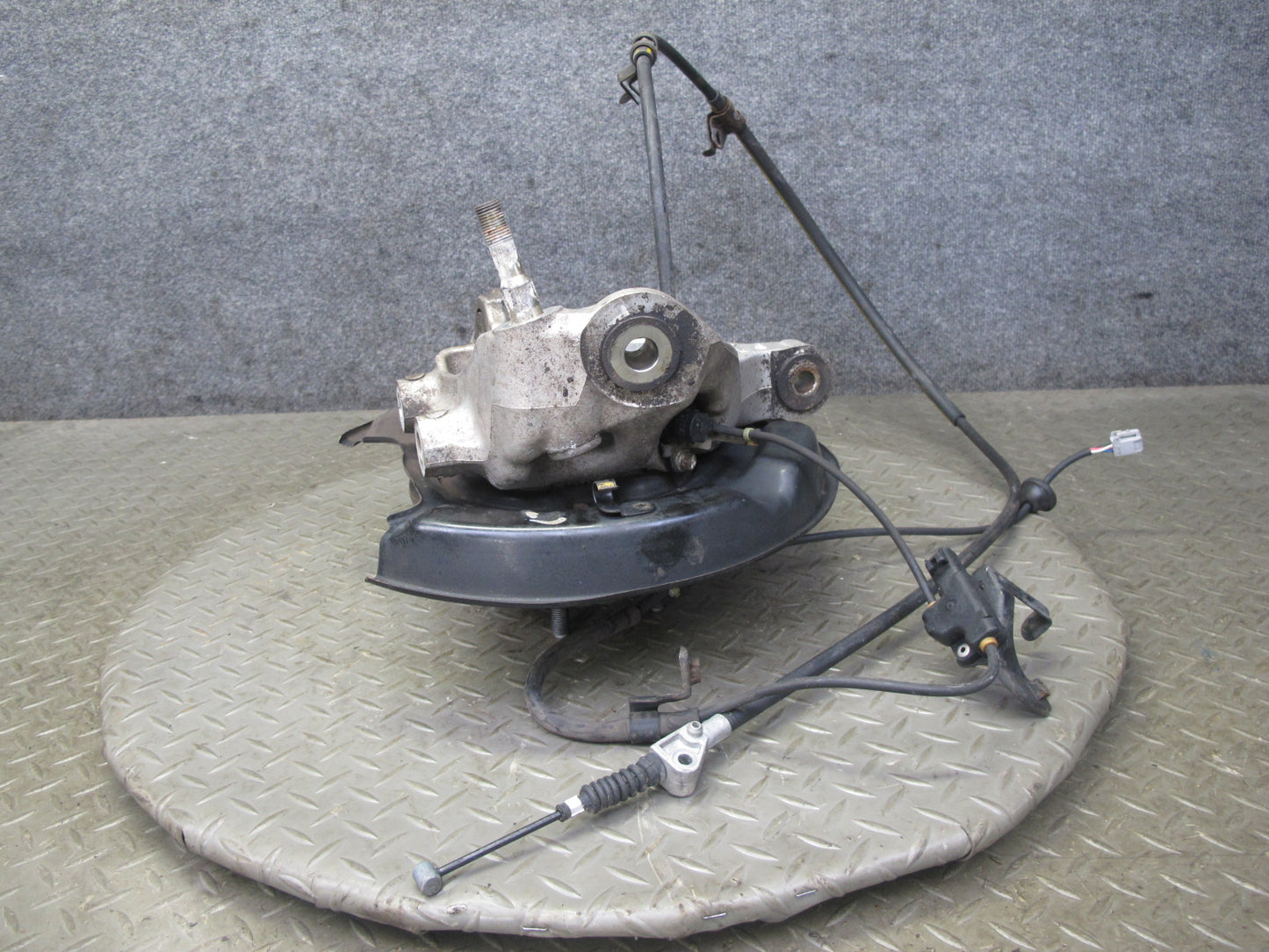 01-06 Lexus LS430 UCF30L RWD Rear Right Spindle Knuckle Wheel Hub Bearing OEM