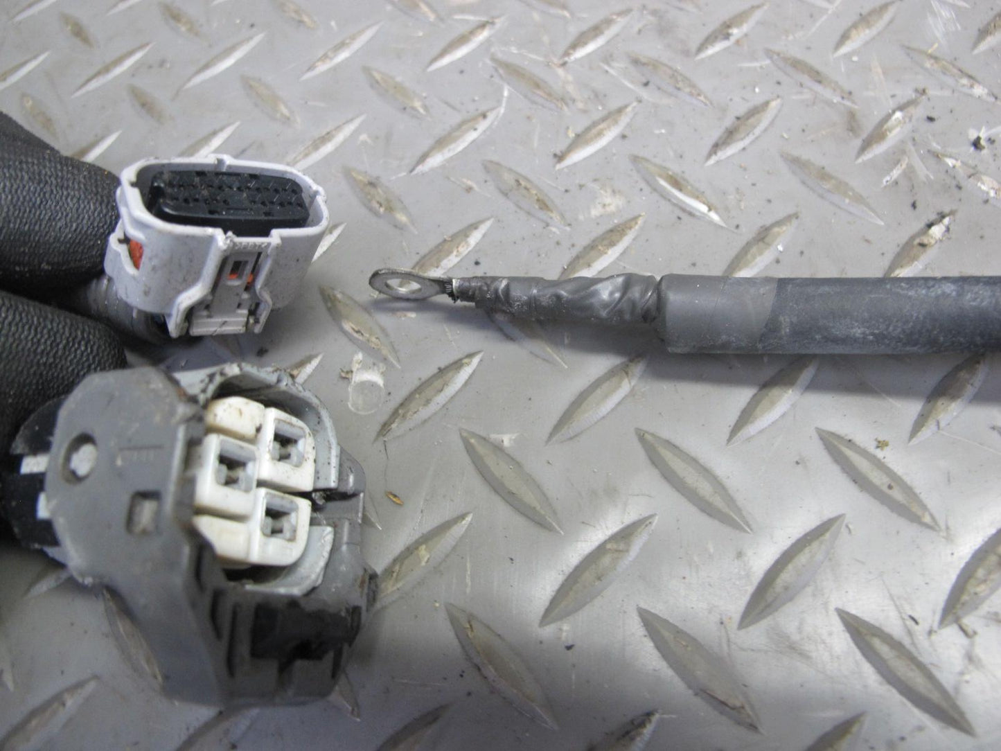 10-15 Lexus IS350 IS250 Convertible RWD Power Steering Rack & Pinion Gear OEM