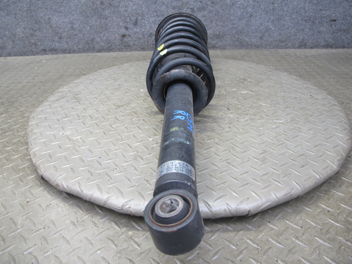 04-06 Lexus UCF30L LS430 Set of 2 Rear Left Right Strut Shock Absorber 116K OEM