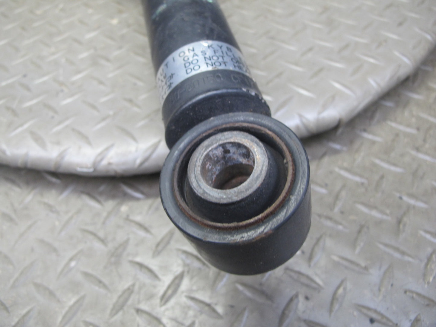04-06 Lexus UCF30L LS430 Set of 2 Rear Left Right Strut Shock Absorber 116K OEM