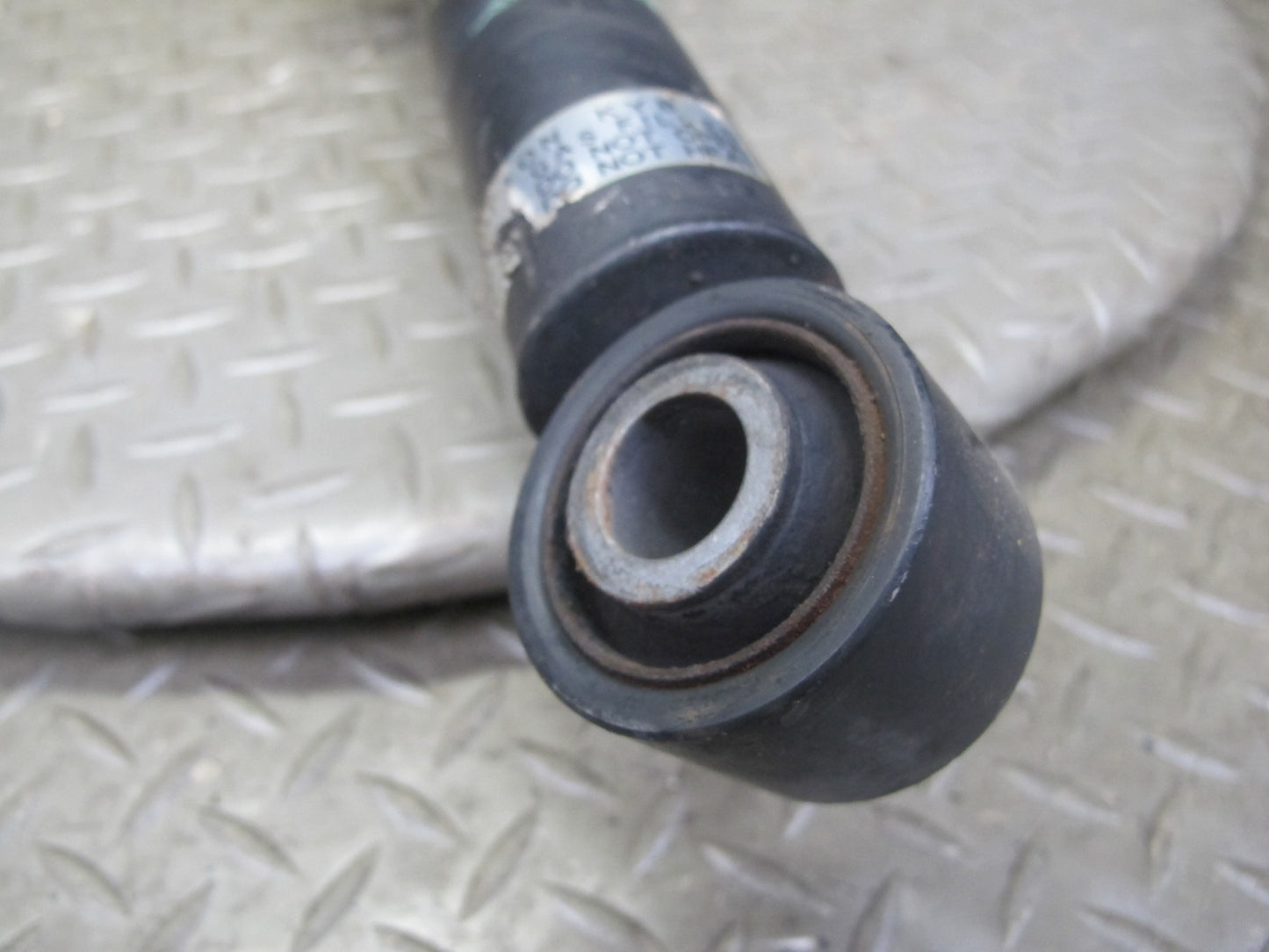 04-06 Lexus UCF30L LS430 Set of 2 Rear Left Right Strut Shock Absorber 116K OEM