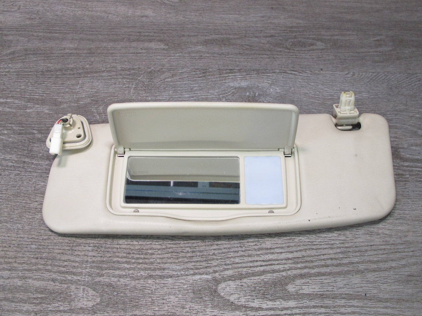 02-05 Lexus Z40 SC430 Set of 2 Front Left & Right Sun Visor Beige OEM