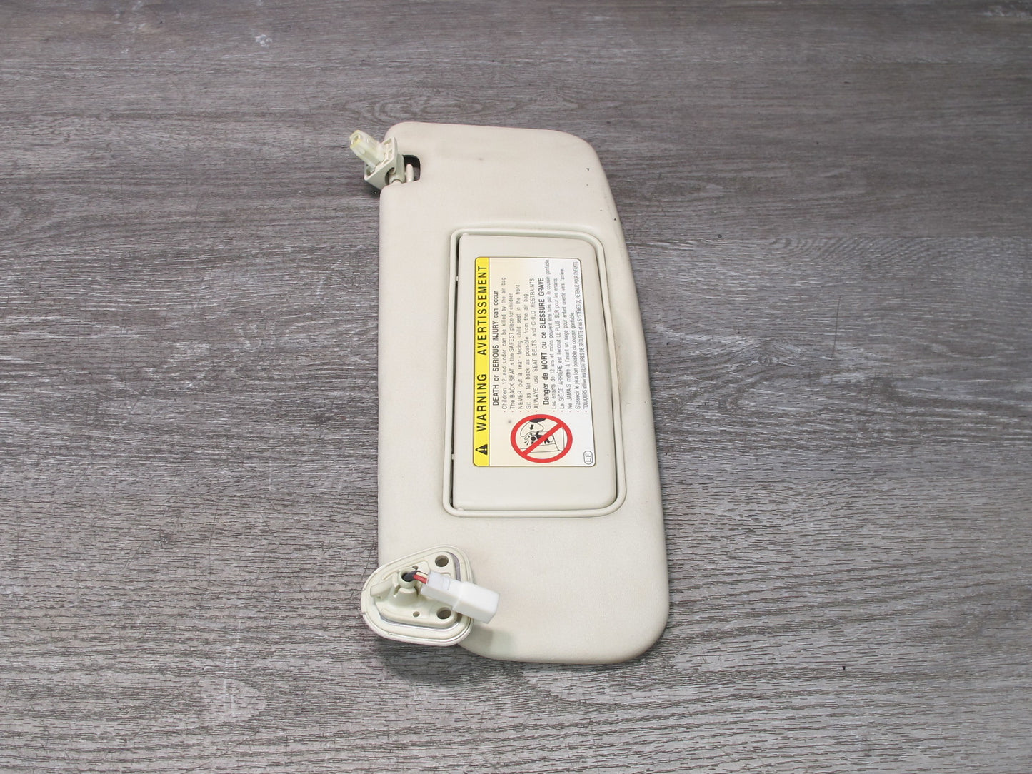 02-05 Lexus Z40 SC430 Set of 2 Front Left & Right Sun Visor Beige OEM