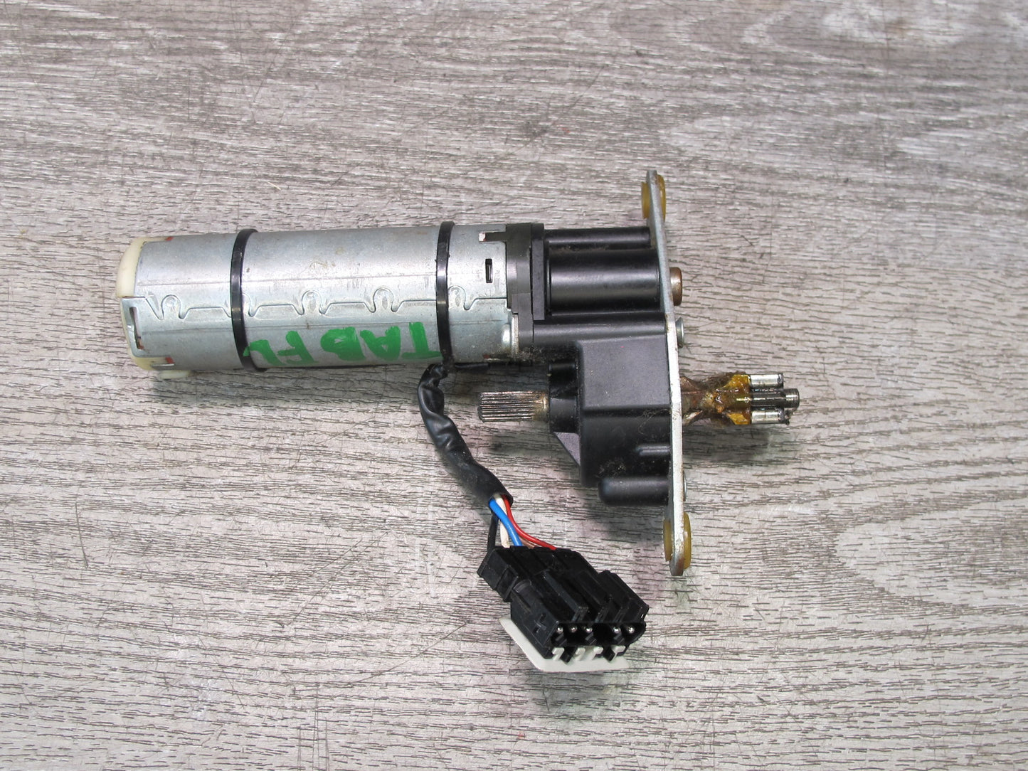 01-06 BMW E46 330ci Convertible Set of 5 Front Left Seat Adjust Motor OEM