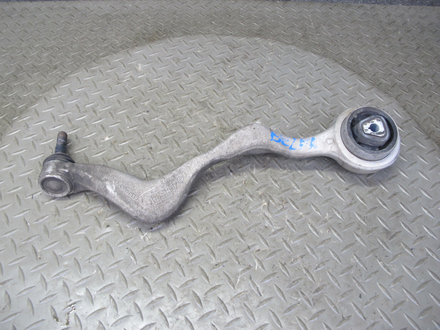 09-16 BMW E89 Z4 Set of 2 Front Right Suspension Control Arm OEM