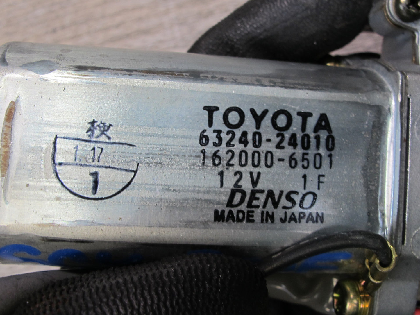 02-10 Lexus Z40 SC430 Convertible TOP Roof Right Hinge Drive Motor OEM