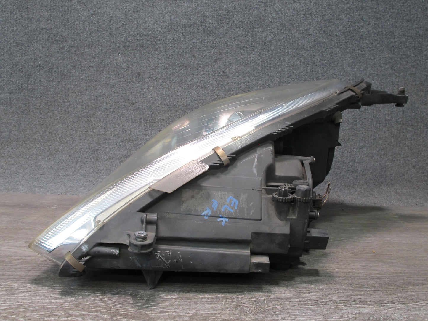 05-11 Mercedes R171 Slk-class Front Right Halogen Headlight Lamp OEM