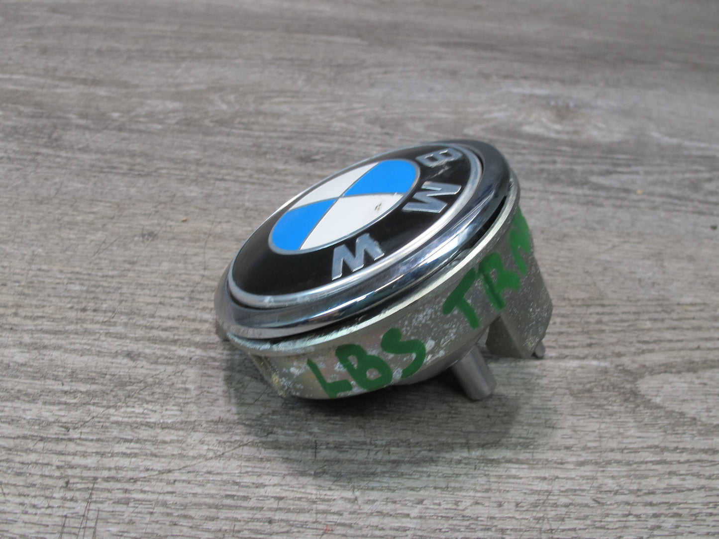 2012-2018 BMW F12 F13 F06 M6 Rear Trunk Lid Opener Emblem Button Ring RVC