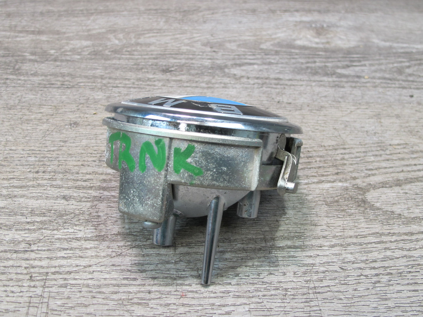 2012-2018 BMW F12 F13 F06 M6 Rear Trunk Lid Opener Emblem Button Ring RVC