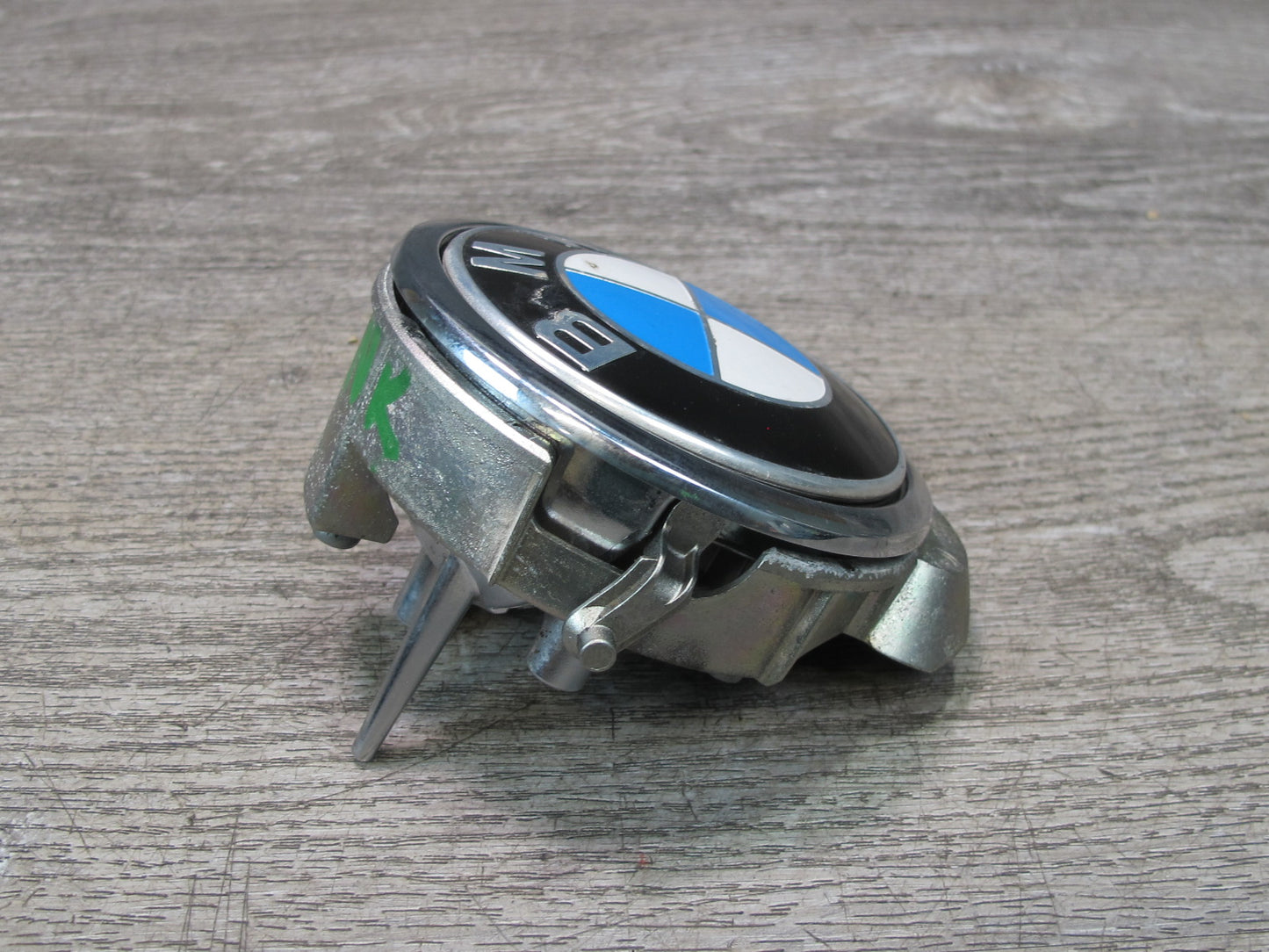 2012-2018 BMW F12 F13 F06 M6 Rear Trunk Lid Opener Emblem Button Ring RVC