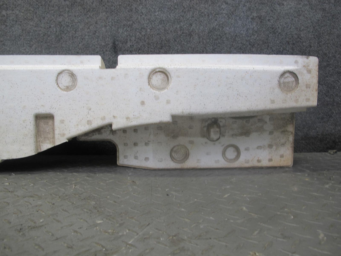 2011-2017 Infiniti QX56 QX80 Rear Bumper Cover Impact Energy Absorber Foam