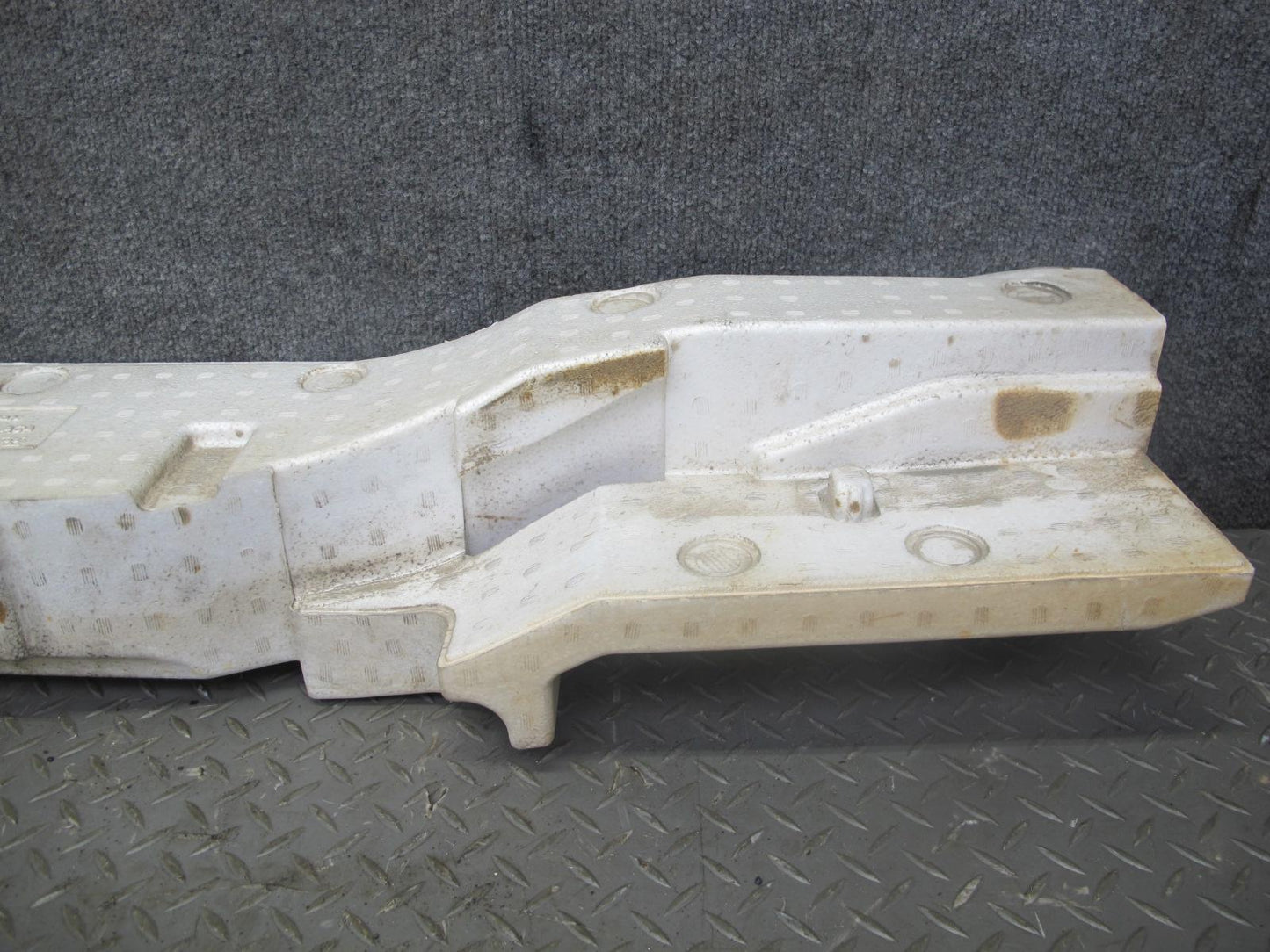 2011-2017 Infiniti QX56 QX80 Rear Bumper Cover Impact Energy Absorber Foam