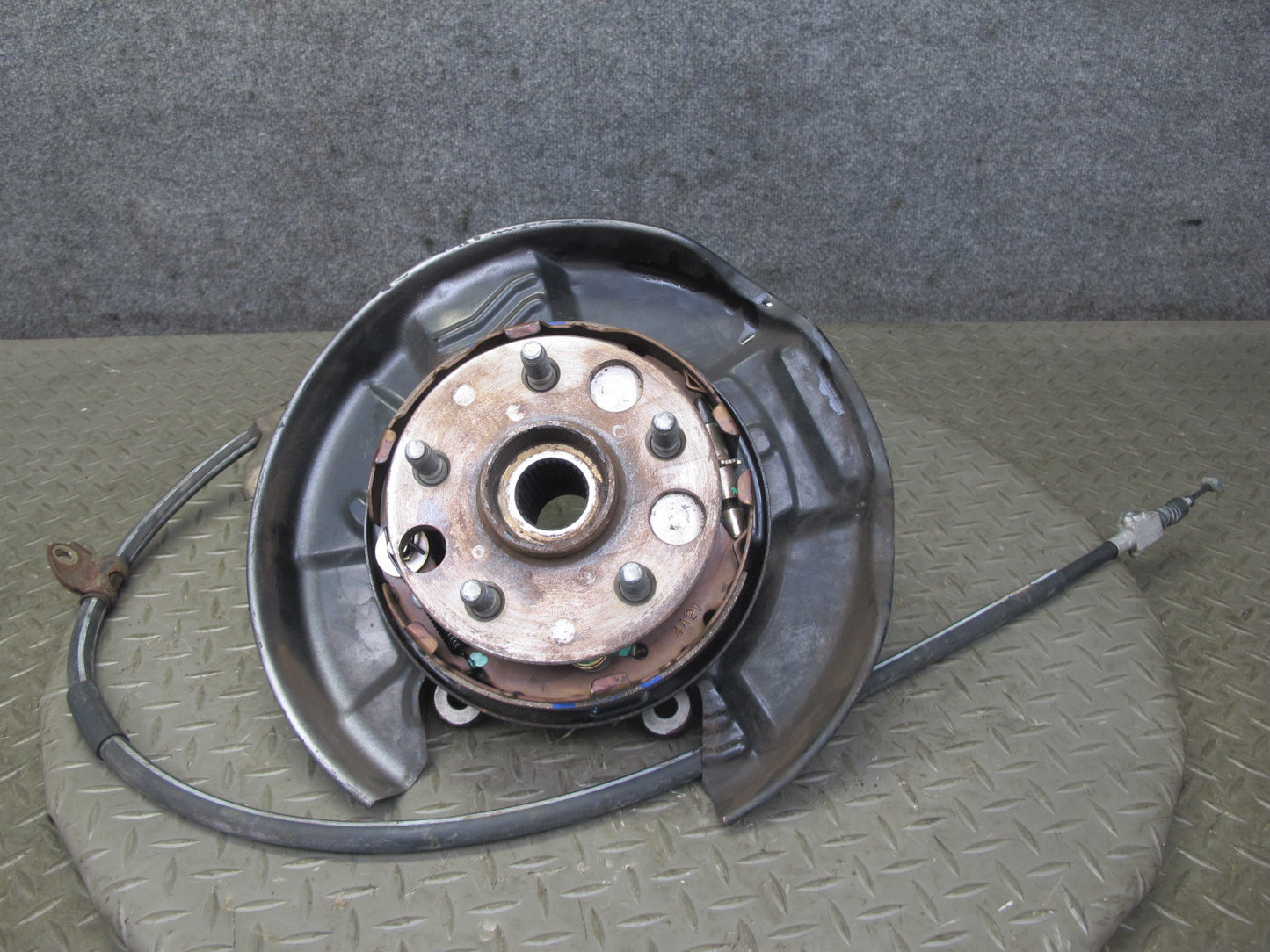02-10 Lexus SC430 Rear Right Side Spindle Knuckle Wheel Hub Bearing OEM
