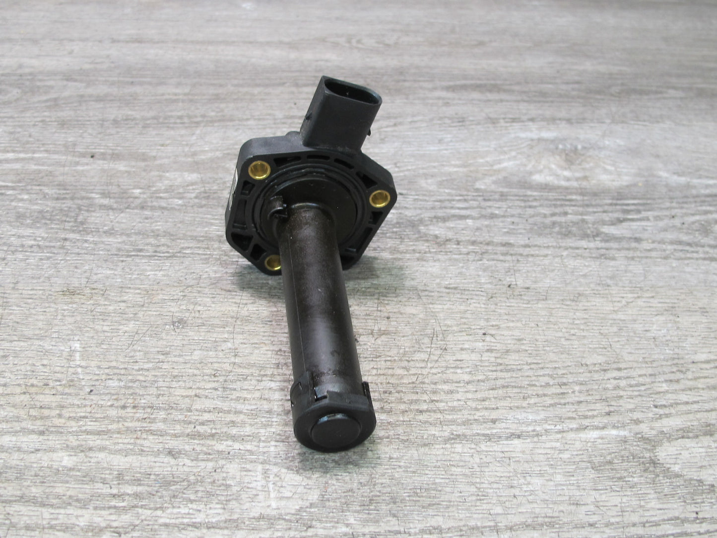 11-13 BMW F01 F07 F12 F13 F10 550i N63 4.4L Engine Oil Level Sensor 7607910 OEM