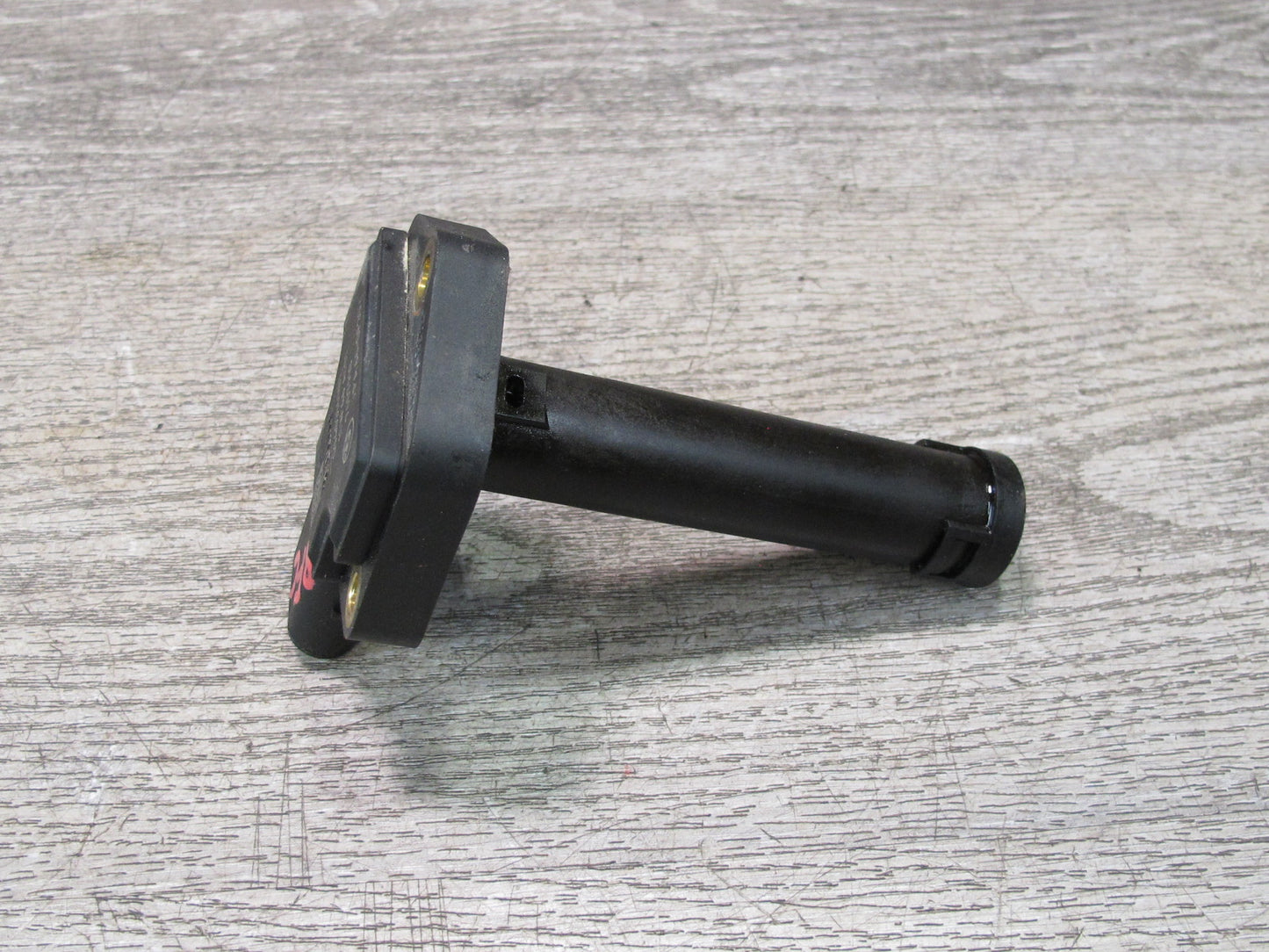 11-13 BMW F01 F07 F12 F13 F10 550i N63 4.4L Engine Oil Level Sensor 7607910 OEM