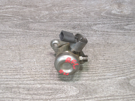11-13 BMW F07 F10 550i Left or Right Engine High Pressure Fuel Pump 7595339 OEM