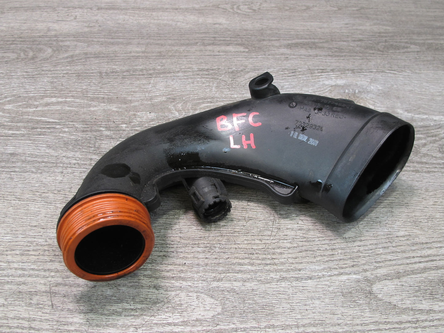 11-16 BMW F12 F10 550I 4.4L N63 Engine Left Side Air Intake Pipe Duct Tube OEM