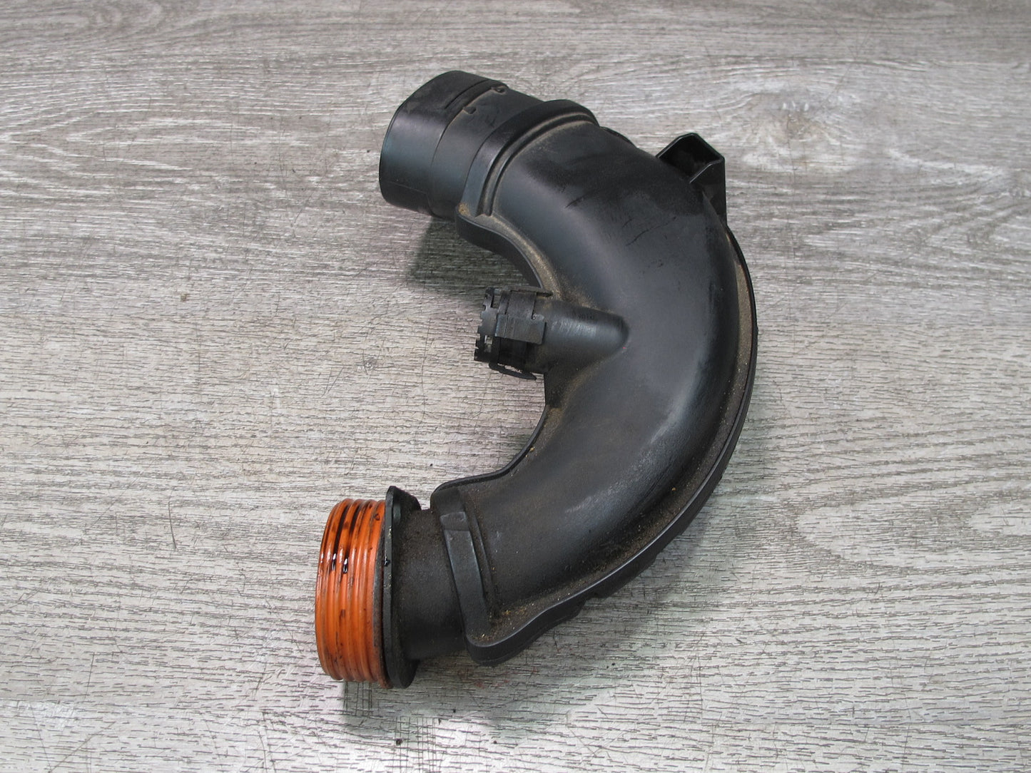 11-16 BMW F12 F10 550I 4.4L N63 Engine Left Side Air Intake Pipe Duct Tube OEM