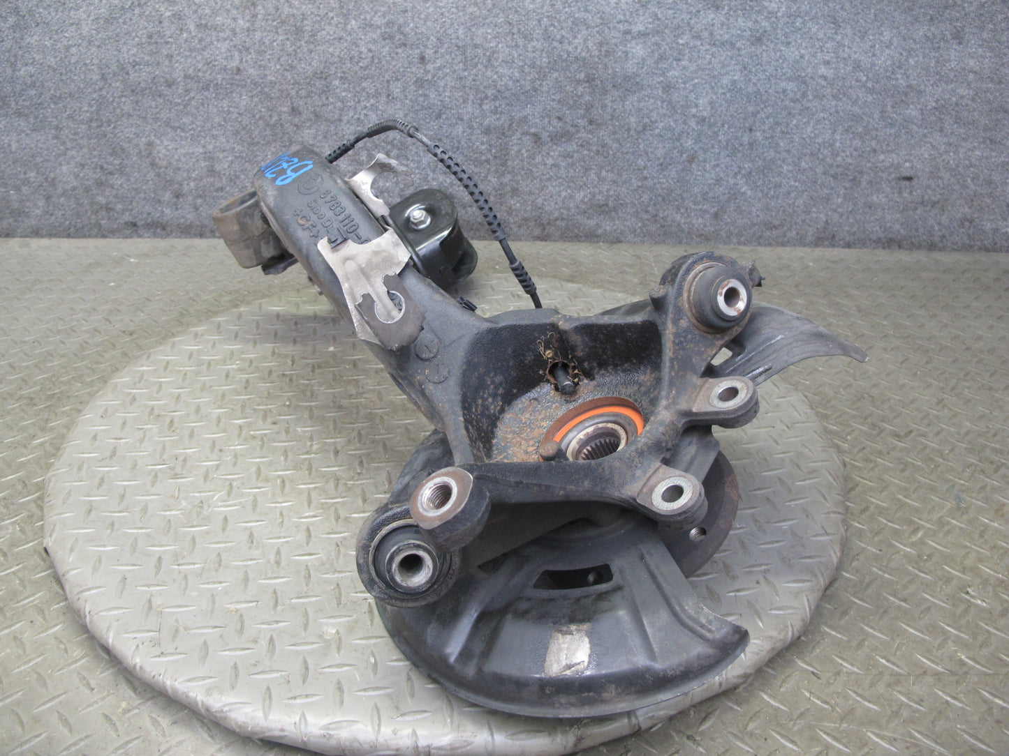 09-16 BMW E89 Z4 Rear Right Spindle Knuckle Wheel Hub Trailing Arm 105K Mile OEM