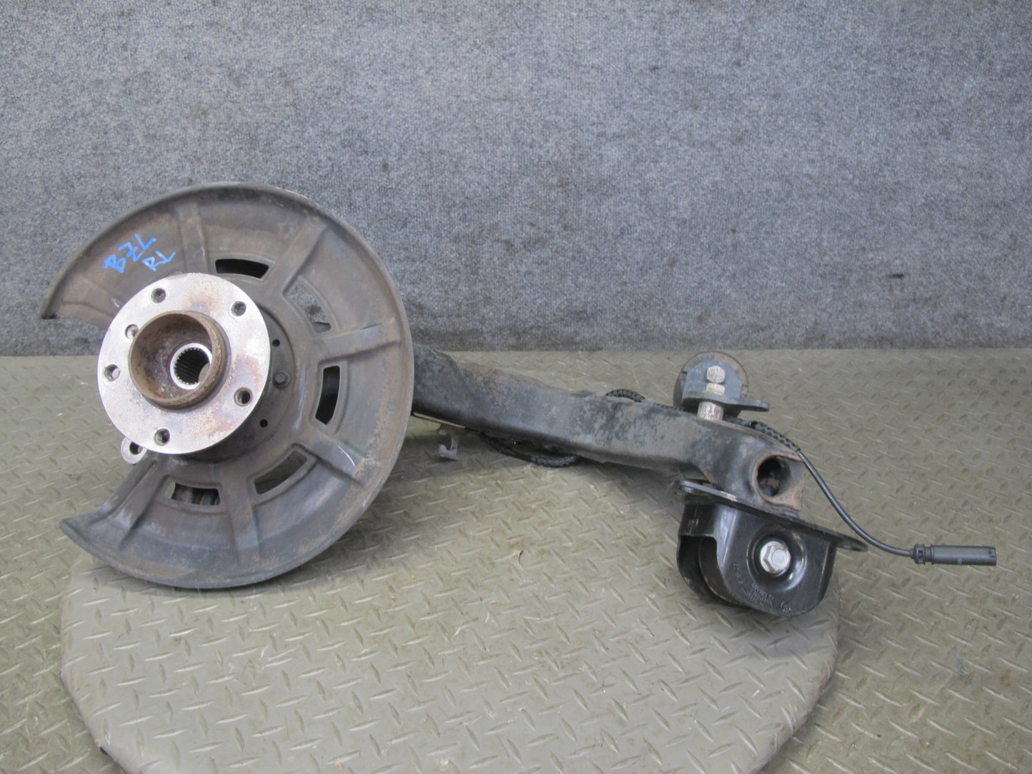 09-16 BMW E89 Z4 Rear Left Spindle Knuckle Wheel Hub Trailing Arm 105K Miles OEM