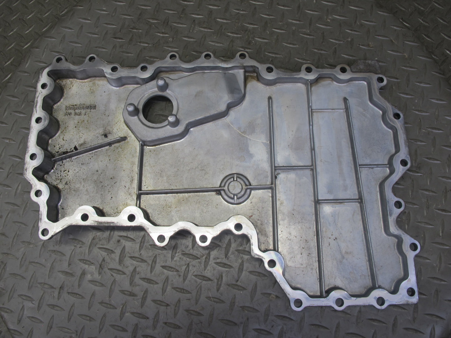 11-16 BMW F07 F12 F13 F10 550i N63 4.4L AWD Engine Motor Lower Oil Pan 103K OEM