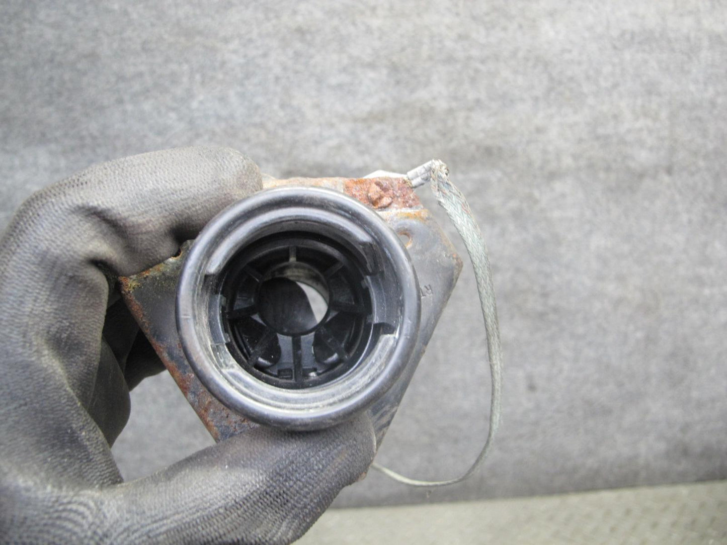 97-98 Chevrolet Corvette C5 Rear Left Gas Fuel Tank Unit 10410831 OEM