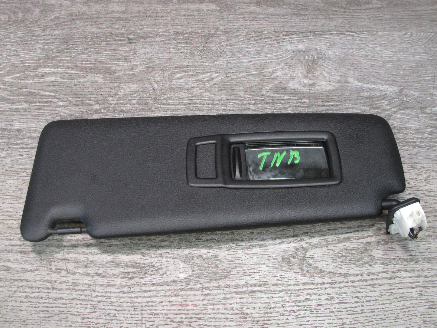 12-18 BMW F30 F31 328i 335i Set of 2 Front Left & Right Sun Visor Black OEM