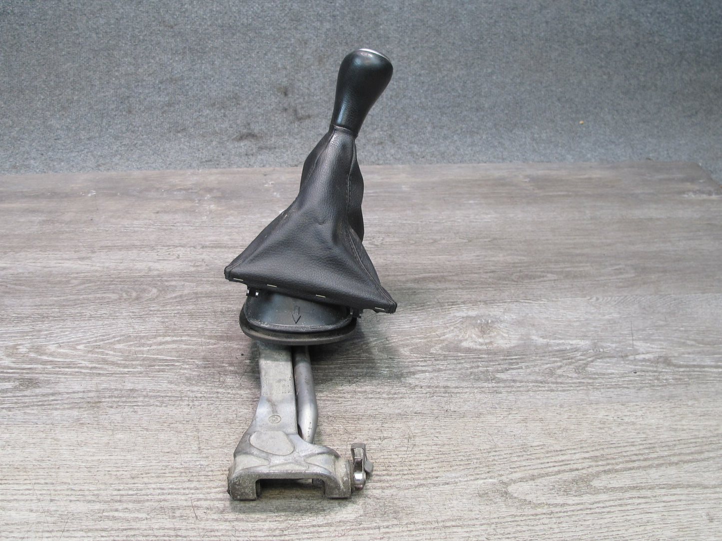 12-15 BMW F32 F33 F30 335i M/T Manual Transmission Shifter Knob Boot Linkage OEM