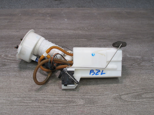 09-16 BMW E89 Z4 35i 35iS N54 Fuel Pump & Pressure Regulator Assembly OEM
