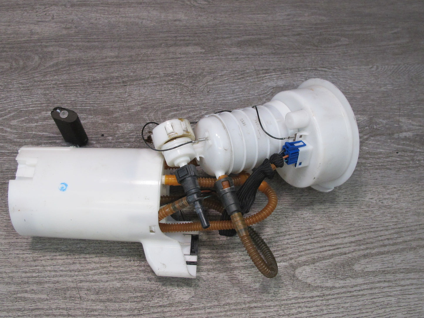 09-16 BMW E89 Z4 35i 35iS N54 Fuel Pump & Pressure Regulator Assembly OEM