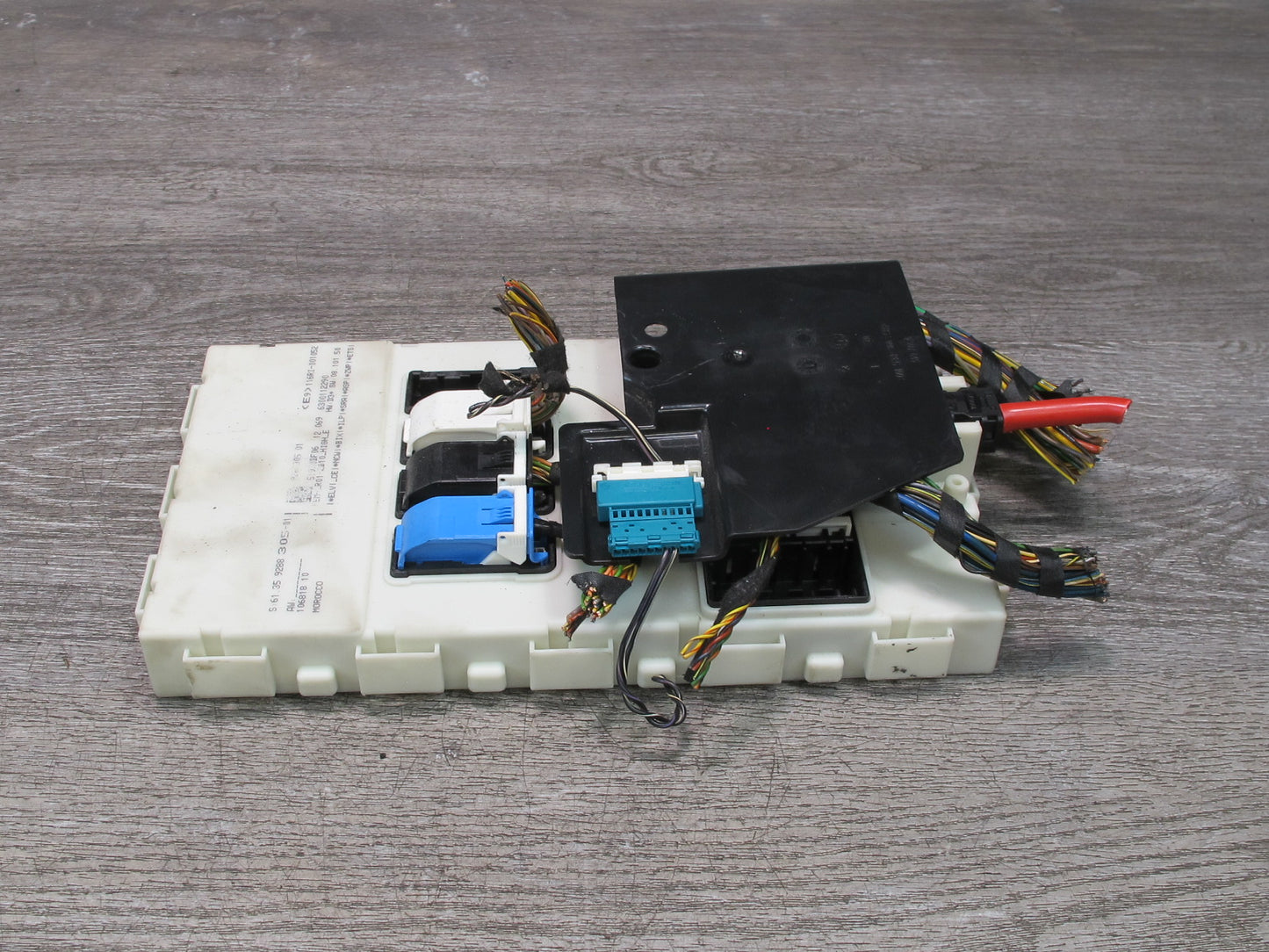 12-18 BMW F30 F31 F34 328i 335i Front Body Control Module Unit BM BCU OEM