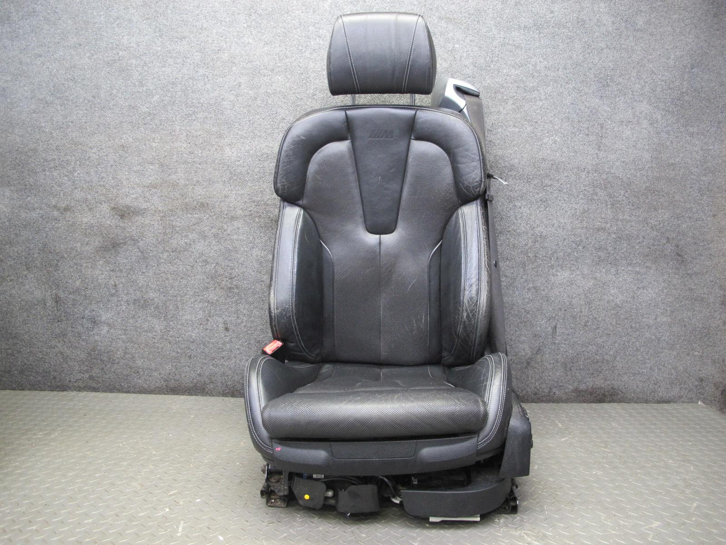 2012-2015 BMW F12 M6 Conv Front & Rear Comfort Heated Vented Leather Seat Set