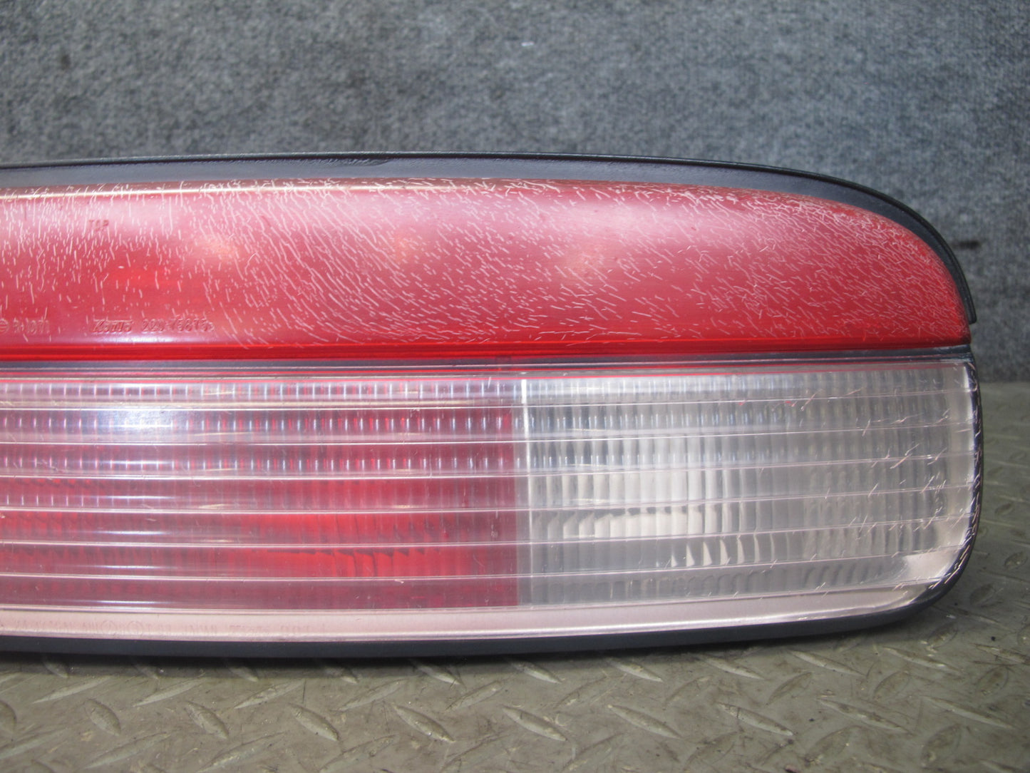 95-96 Lexus JZZ31L SC400 SC300 Set of 2 Rear Left & Right Tail Light Lamp OEM