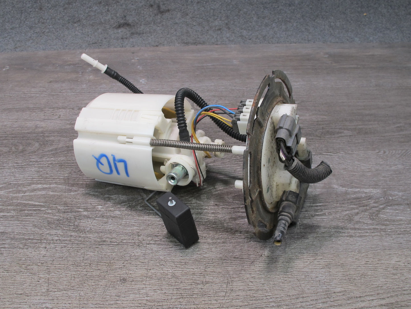 2014-2017 Infiniti QX60 2.5L Hybrid Fuel Pump Level Sensor Assembly