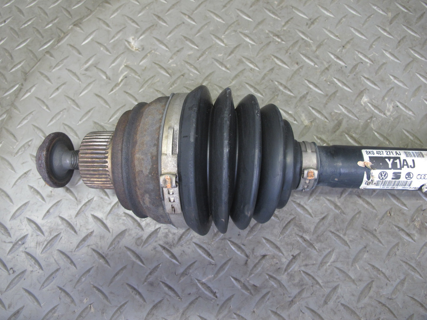 10-16 Audi S5 S4 Front Left or Right Axle Shaft 8K0407271AJ OEM