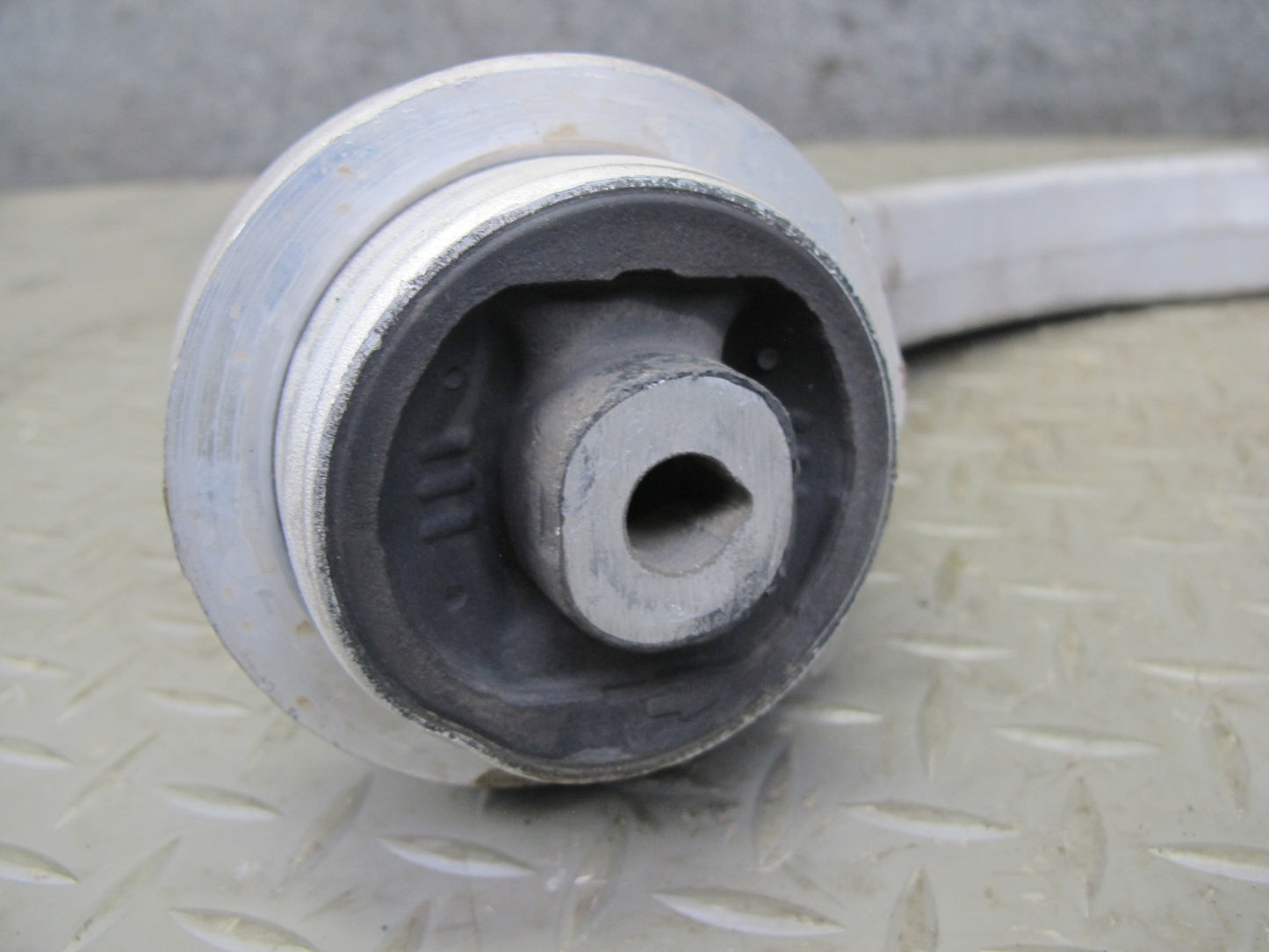 11-16 Audi B8 A4 S4 AWD Set of 2 Front Left Suspension Control Arm Fork OEM