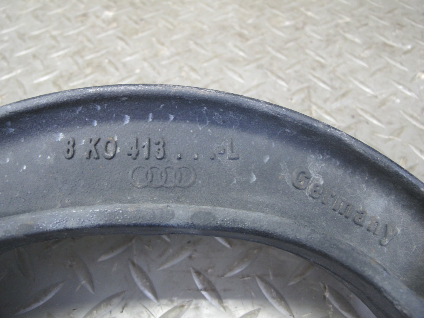 11-16 Audi B8 A4 S4 AWD Set of 2 Front Left Suspension Control Arm Fork OEM