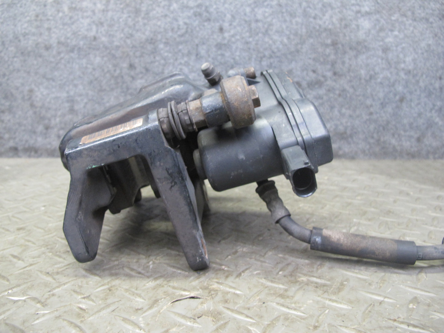 13-16 Audi B8 S4 AWD Set of 2 Rear Left & Right Brake Caliper OEM