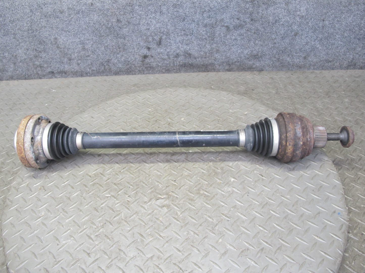13-16 Audi S5 S4 3.0L AWD Rear Left Axle Shaft OEM