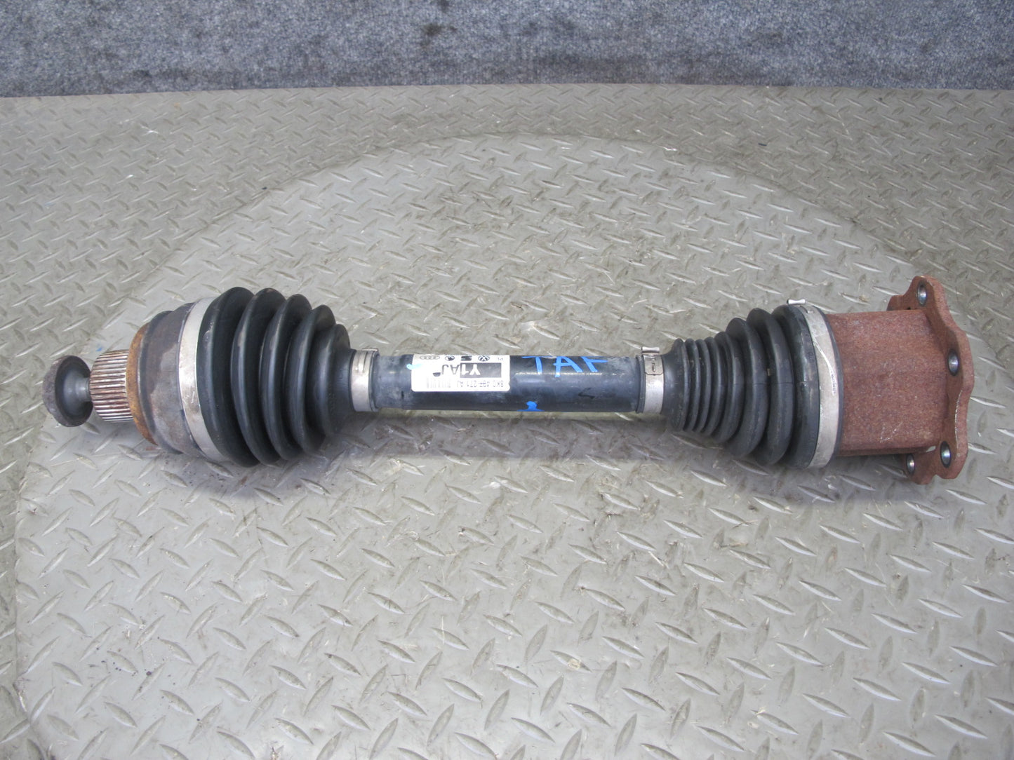 10-16 Audi S5 S4 Front Left or Right Axle Shaft 8K0407271AJ OEM