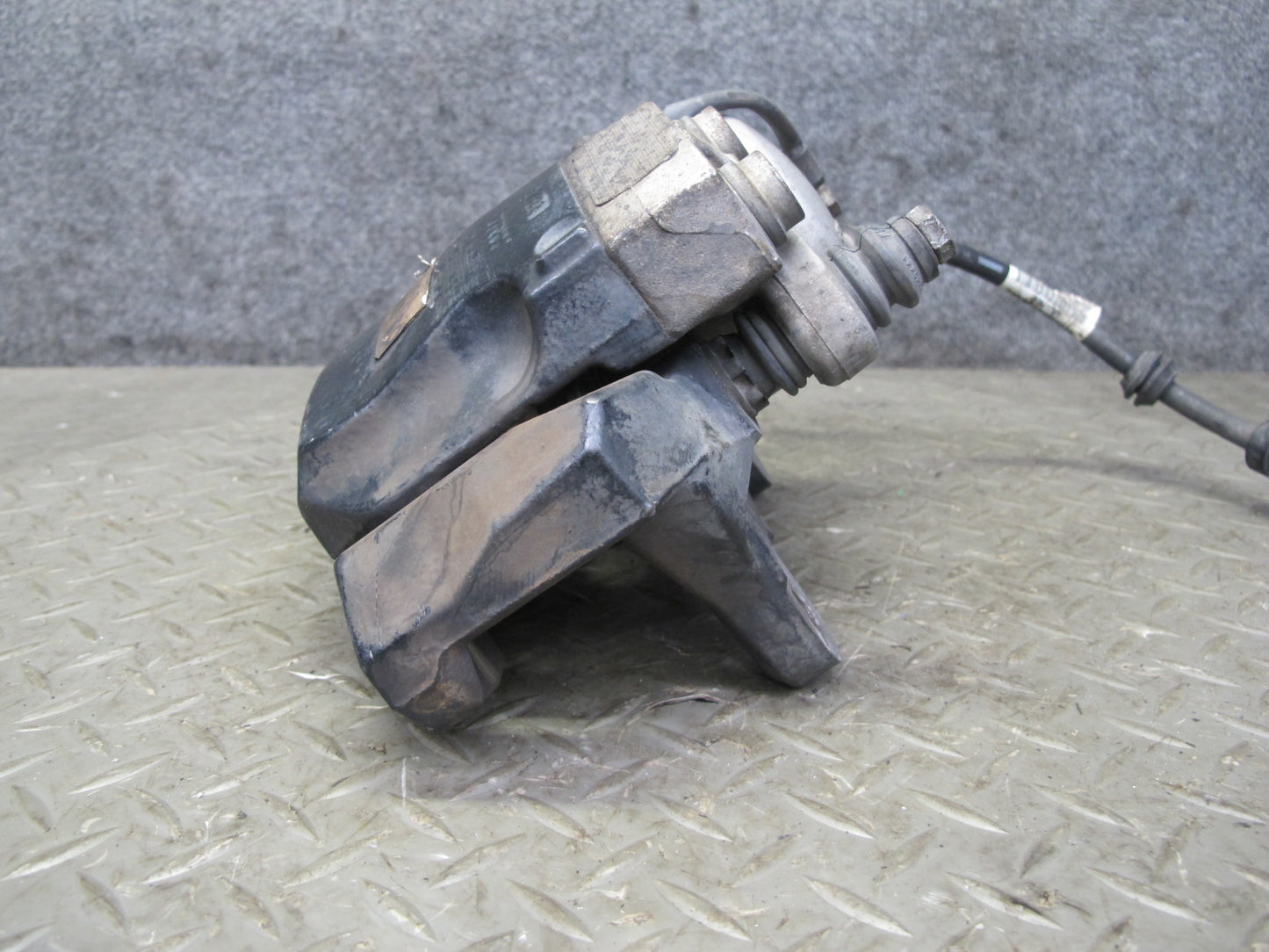 13-16 Audi B8 S4 AWD Set of 2 Front Left & Right Brake Caliper OEM