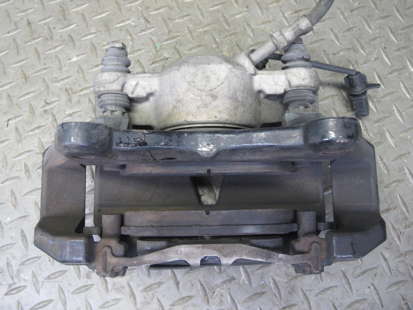 13-16 Audi B8 S4 AWD Set of 2 Front Left & Right Brake Caliper OEM